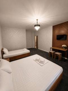 Ameli Hotel Tashkent - 3