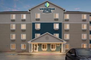 WoodSpring Suites Conroe - 9
