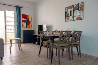 Beachside with Balcony in Estoril Beach - Best in the island - 4