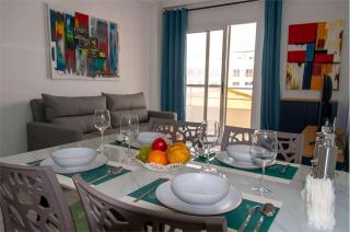 Beachside with Balcony in Estoril Beach - Best in the island - 2