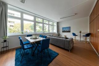 Luxury Retreat with Private Massage Chair - 4