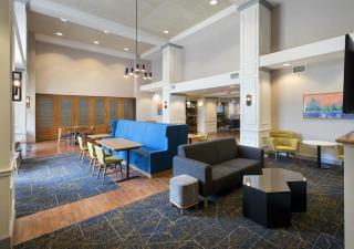 Hampton Inn and Suites New Hartford/Utica - 8