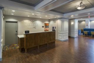 Hampton Inn and Suites New Hartford/Utica - 5