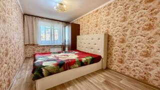 Dostyk Трехкомнатная Комфорт - 0