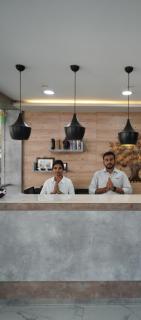 Richas Hotel and Restaurant - 5
