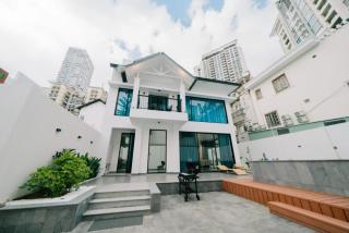 Carnival Luxury Pool Villa HCMC - 2