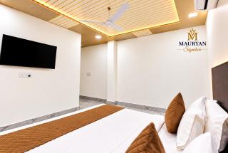 Mauryan Signature hotel Devli Khanpur - 4