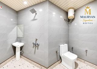Mauryan Signature hotel Devli Khanpur - 3