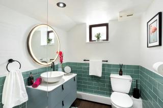2 Bedroom - Garden Apartment, with parking - 4