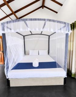 Silver Shine Beach Resort - 3