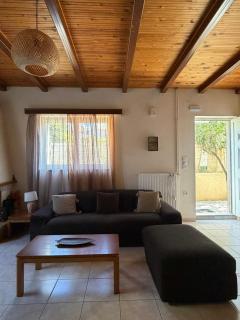 Anna's House - 7