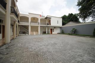 RedDoorz Syariah near Mercu Buana University - 8