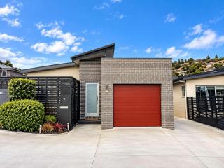 Villa 3 NEW 2Bed-Bath Close to Shops-10 minutes to Airport - 7