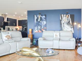4 Dolphins - Uk7144 - 3