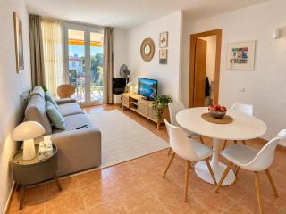 Apartament reformat, Wi Fi, parking, piscina, AC - 0