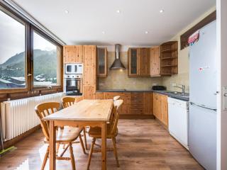 Confortable 3 pièces · Centre · 5 min des pistes · Parking · Wifi - 4