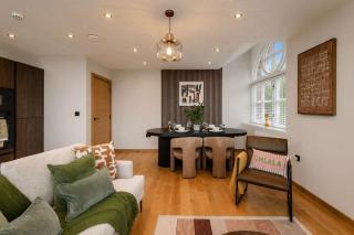 Premium 2-Bed Stay in Central Leeds - 7