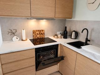 Moderne 2-Zimmer-Wohlfühlwohnung mit Top-Küche & Netflix in Hildesheim - 1