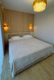 Platinum Apartment 52 - 0
