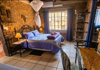 Buffalo Chalets - Marloth Park - 8