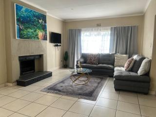 Travetel full house - 1
