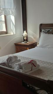 Timo's Guest House - 9