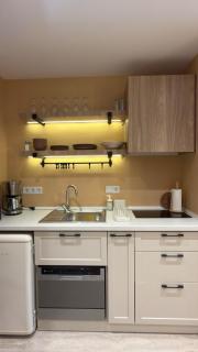 Leos Apartments 21 near Side Beach & Old Town - 4