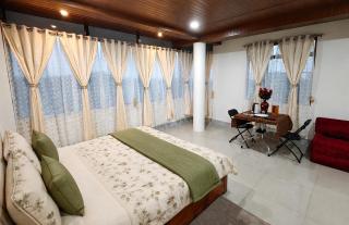 Ri-Kini inn - 2