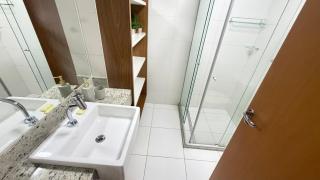 Lounge 22 - Varanda, piscina, academia e Ao lado da praça do Sol , praça Tamandaré , Íbis , restaurantes do Marista e outros vários locais pra tomar um café ou almoçar! - 5