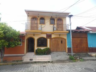 Hostal Bon Sens - 5
