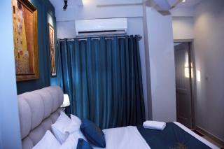 Luxury 1bhk Available near F11 Self checkin - 7