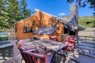 Hillside Hideaway at 109 Lee St - 0