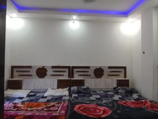 Shri yade gest house Salasar - 3