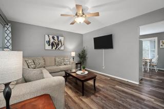 Blairs House in Ofallon 2 bed 1 & half bath - 5
