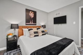 Blairs House in St Charles 4 bed 2 bath - 4