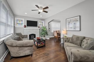 Blair's Amazing House Sleeps 10 5 Beds 2 Bath - 9