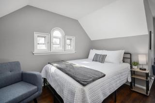 Blair's Amazing House Sleeps 10 5 Beds 2 Bath - 8