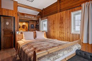 Ski-in Out Trysil Cabin, Sauna, 13 Guests - 2