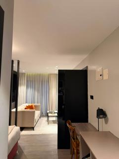 Escada Studio Apartment Westlands 1301 - 3