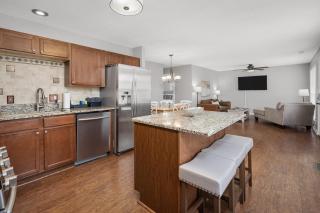 Blair's House 3 Bed 2 Bath Extended Stays Welcome - 8