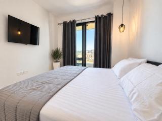 Amiteam Suites - Azure Palm Studio - 7