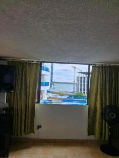 Elegant oceanfront family apartment - 1