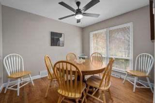 Blair's Creve Coeur Cozy Ranch 3 Bed 2 Bath GameRm - 5
