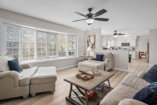 Blair's St Charles 2 Story 4 Bed 3 and a half Bath GameRoom - 9