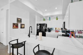 Waterfront 1st Flr, Gated, 2 BD Office, Trail - 8