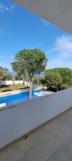 Villa avec piscine au coeur de la forêt - 1