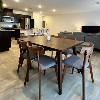 Brand NEW House in Las Vegas - Multiple Rooms Avail - 9