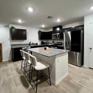 Brand NEW House in Las Vegas - Multiple Rooms Avail - 8