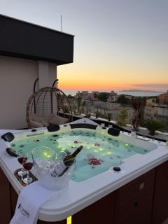 Altamar Luxury Suites & Penthouse - 1