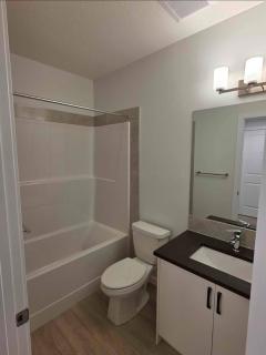 Charming 2-Bedroom House Rental in Calgary - Welcome to Homely Harbour - 5